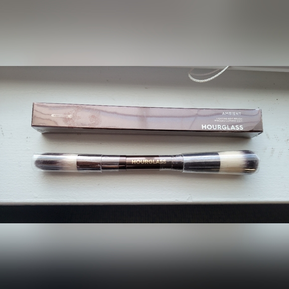 Hourglass Makeup Hourglass Ambient Lighting Edit Brush Poshmark